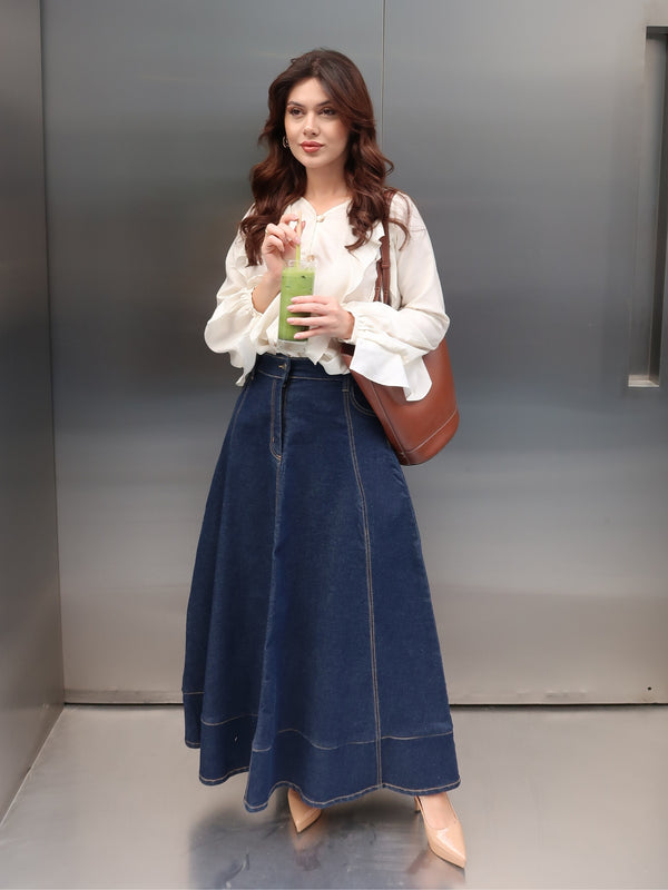 Svanen Off White Frill Shirt With Flowers Detaling